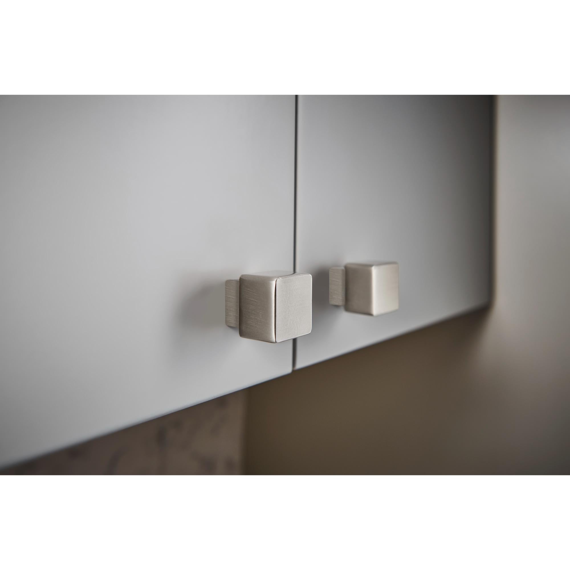 Square Backplate 1 1/4 Inch Brushed Satin Nickel | KitchBath