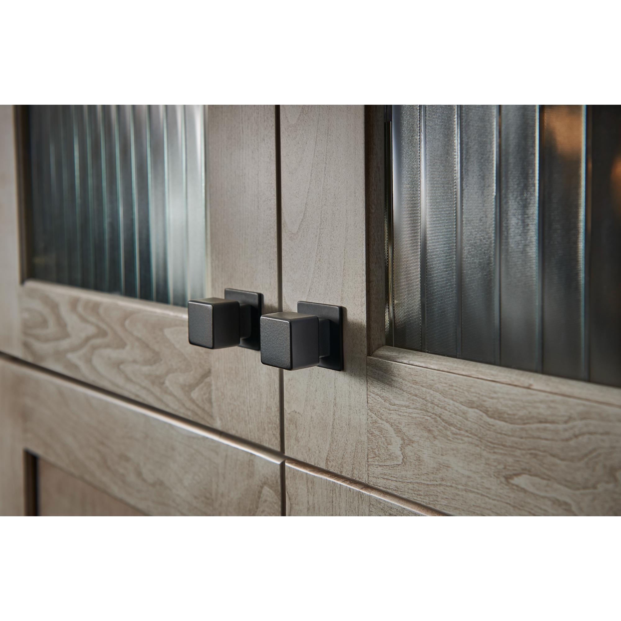 Square Backplate 1 1/4 Inch Oil Rubbed Bronze | KitchBath