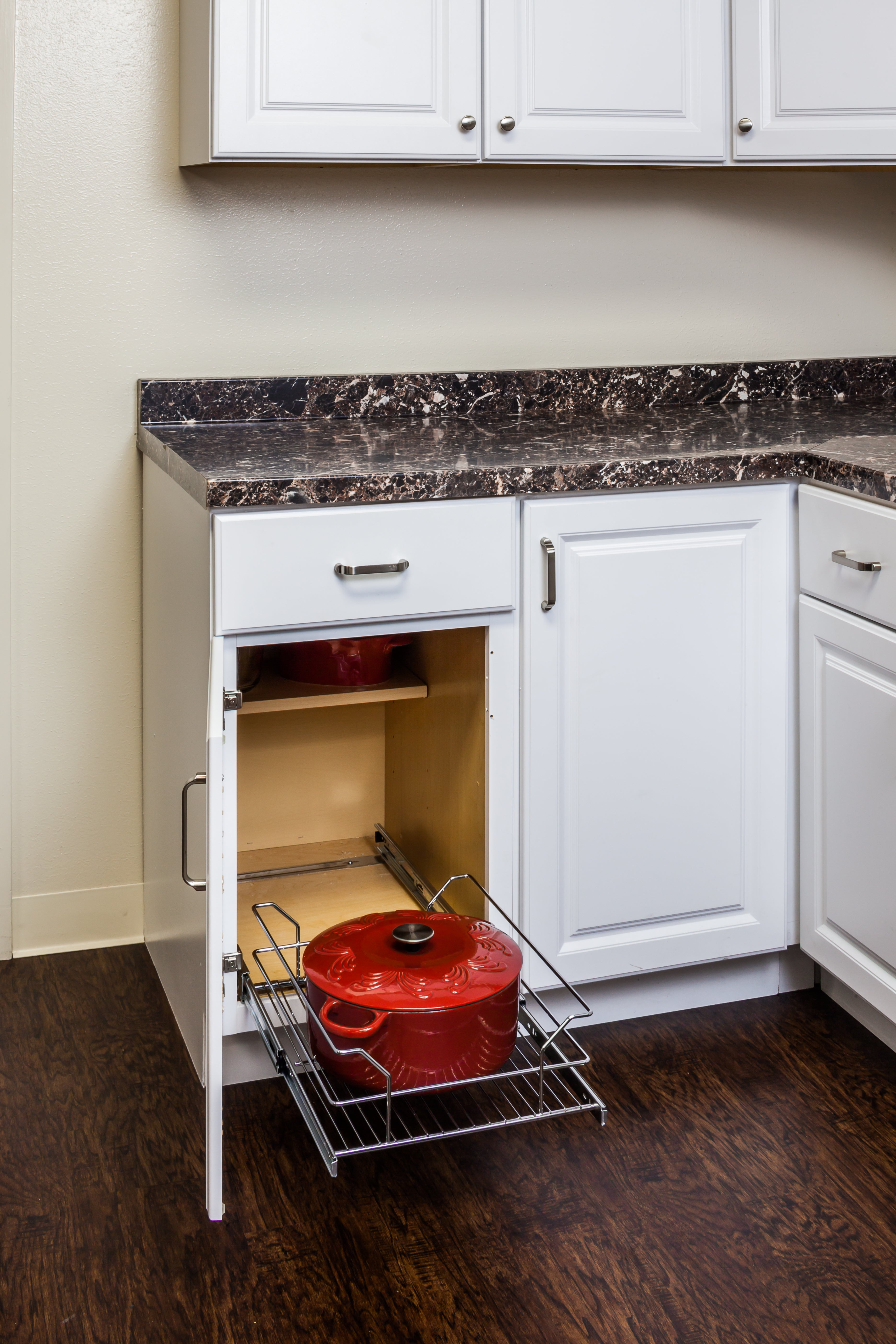 15" Metal Pullout Basket | KitchBath