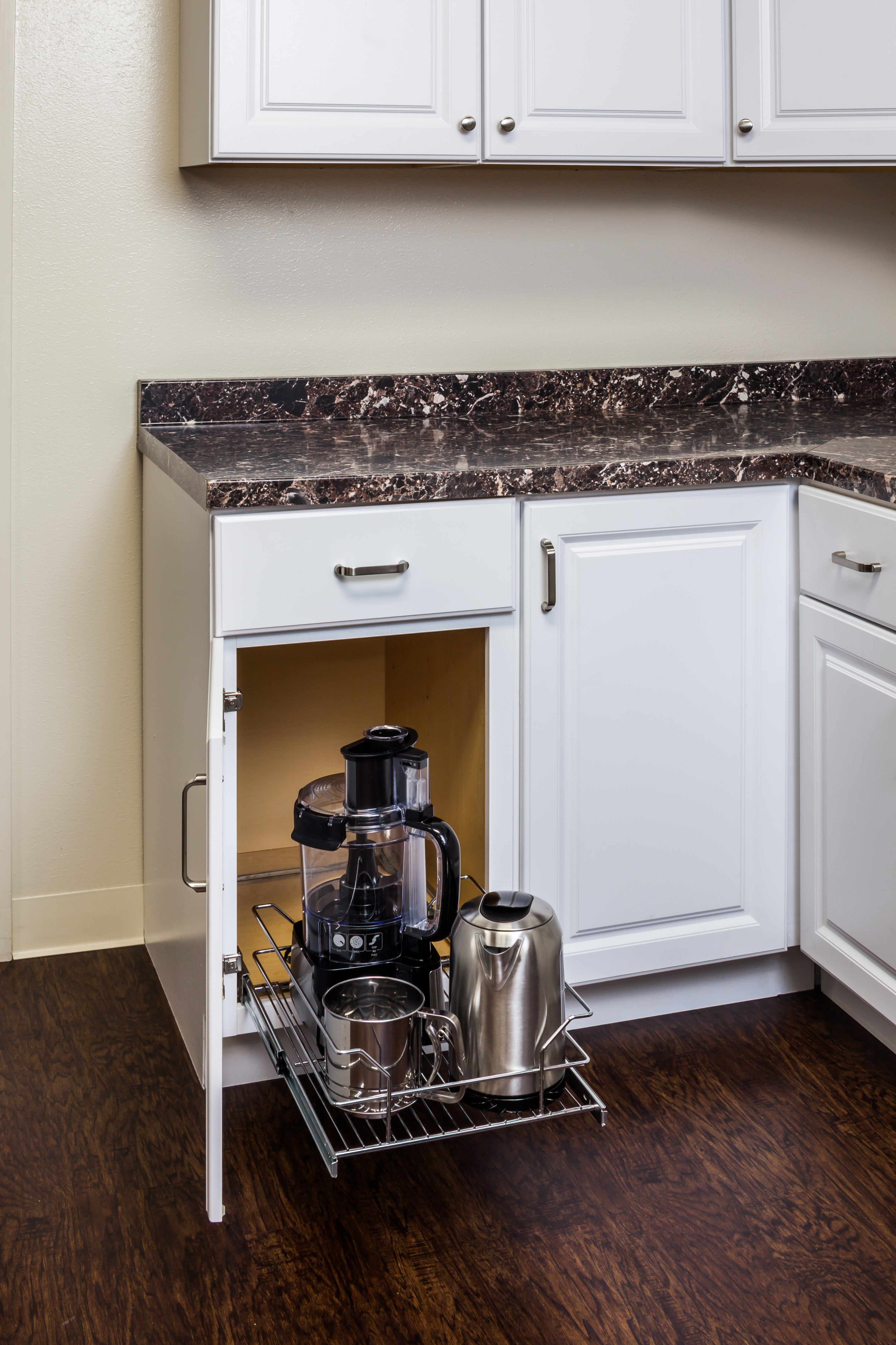 15" Metal Pullout Basket | KitchBath